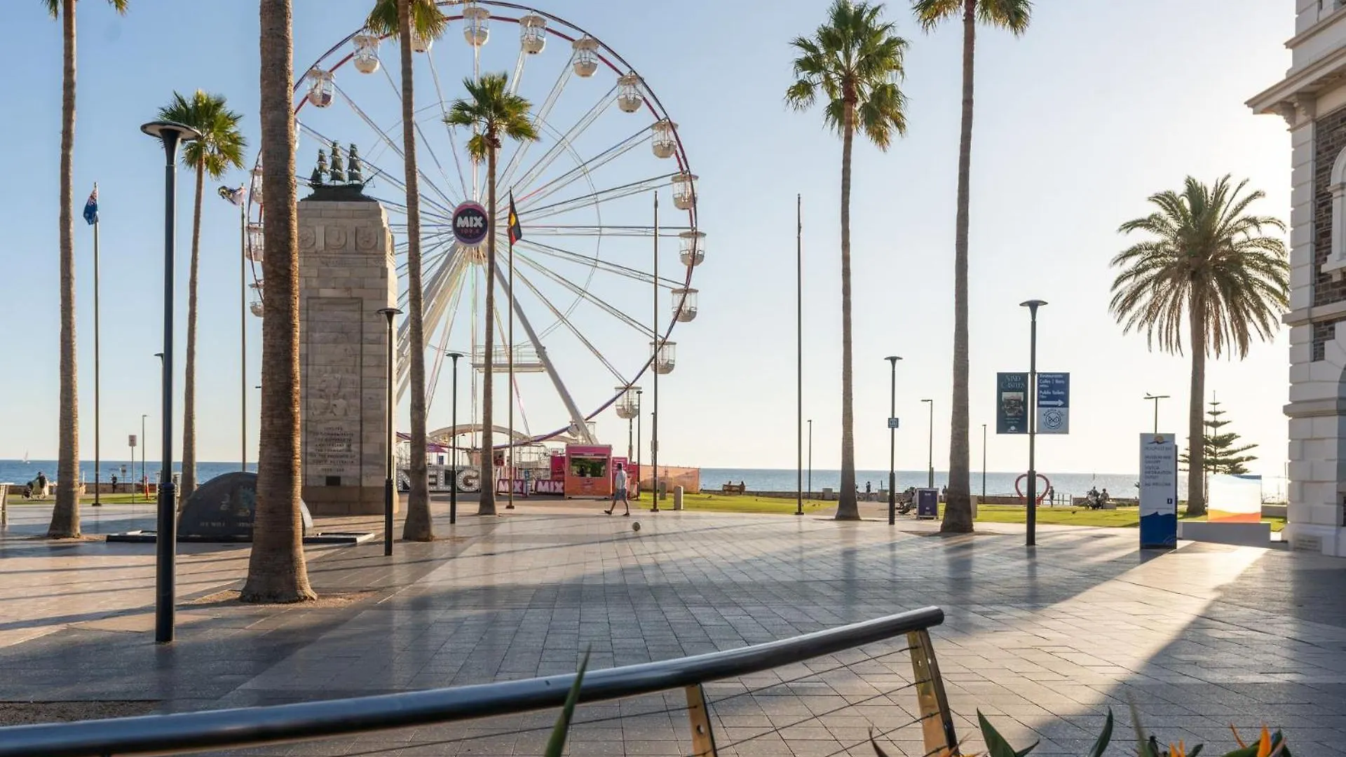 Belle Escapes - Sea The Views Apartment Glenelg Australia