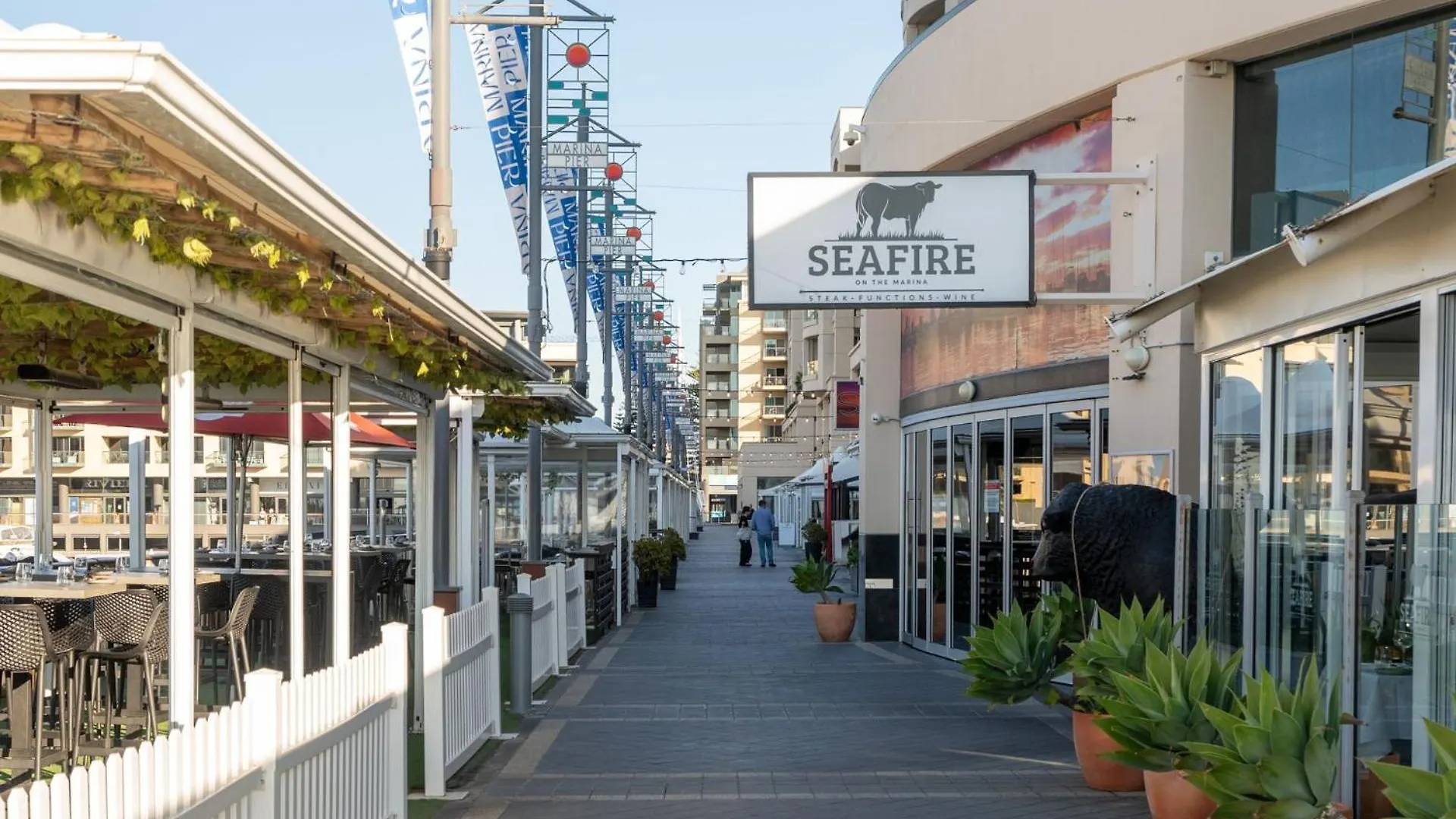 Belle Escapes - Sea The Views Apartment Glenelg Australia